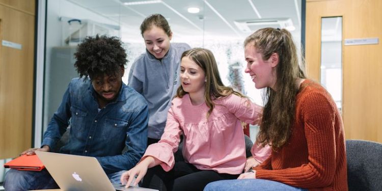 Group of students in the School of Geography.