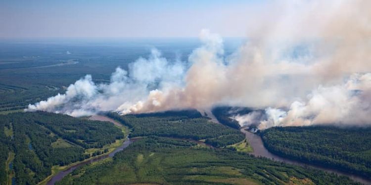 smoke in the atmosphere from forest fire