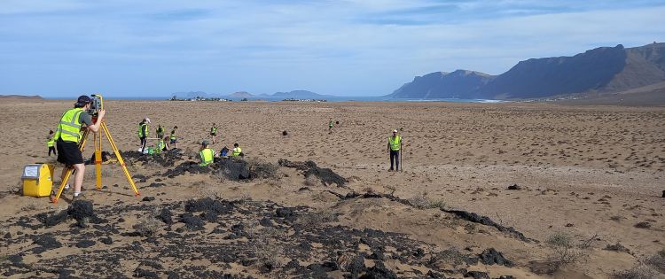geophysical field equipment, earth sciences
