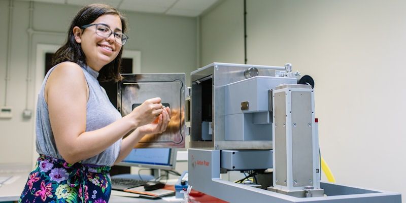 Research student in food